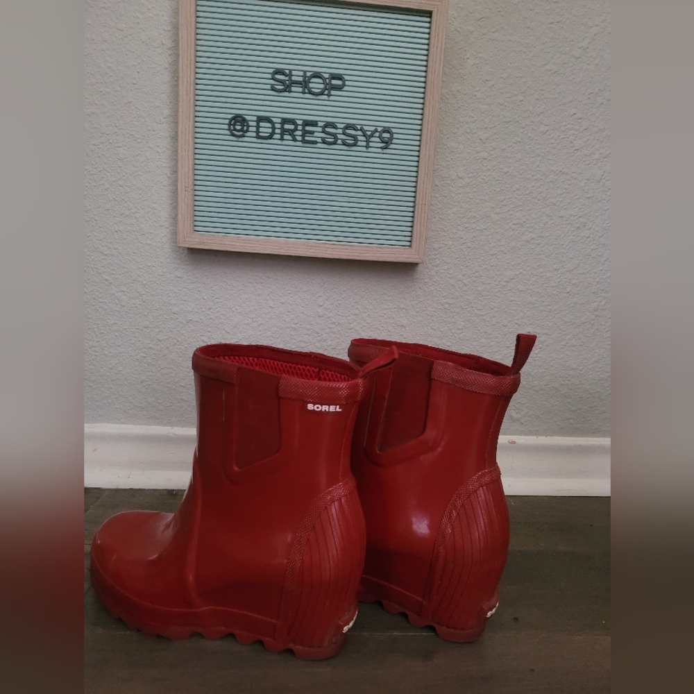 SOREL Heeled Rainboots